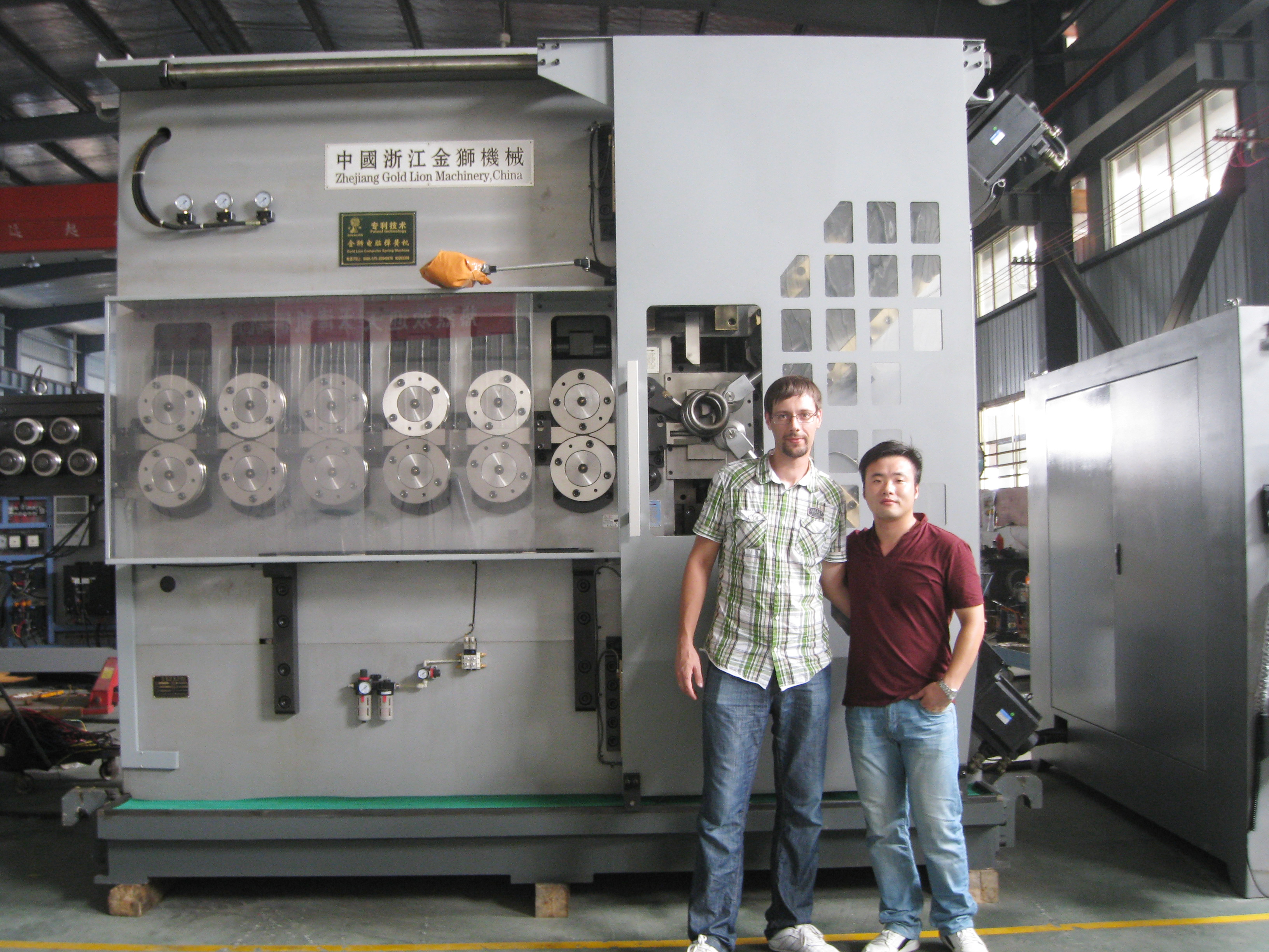 Photo-collection-of-foreign-customers